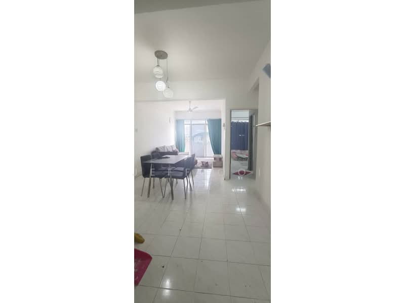 Pangsapuri untuk Dijual di GL Garden - Jeff Ooi - Living Room - PropertyGuru.com.my