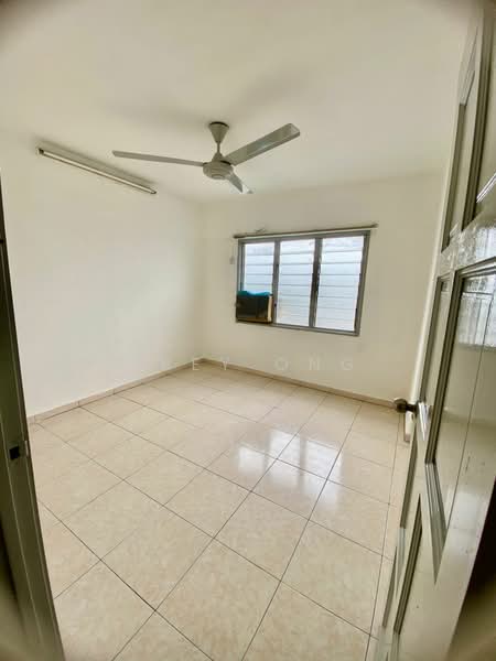 Rumah Flat untuk Disewa di Taman Permai Indah Flat - Grey Ong - Interior - PropertyGuru.com.my