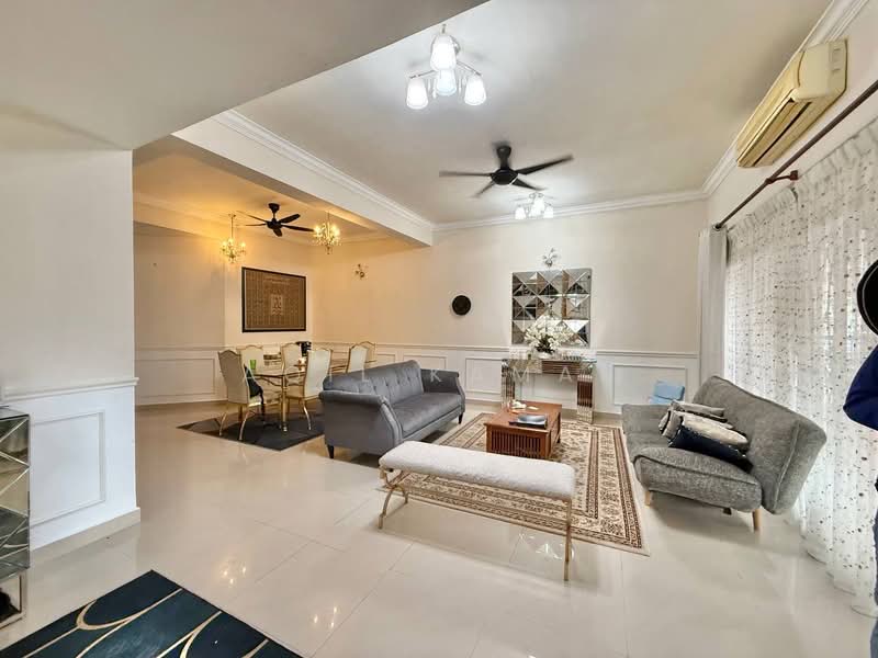 2-storey Terraced House for Sale in Bukit Jelutong (Shah Alam) - Aqil Kamal - Living Room - PropertyGuru.com.my