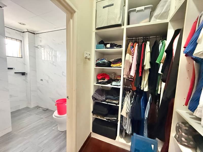 2-storey Terraced House for Sale in Bukit Jelutong (Shah Alam) - Aqil Kamal - PropertyGuru.com.my