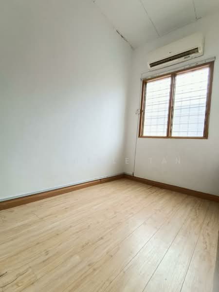 2-storey Terraced House for Sale in Bandar Putra Permai (Seri Kembangan) - Michelle Tan - Interior - PropertyGuru.com.my
