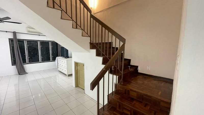 2-storey Terraced House for Sale in Bandar Putra Permai (Seri Kembangan) - Michelle Tan - PropertyGuru.com.my