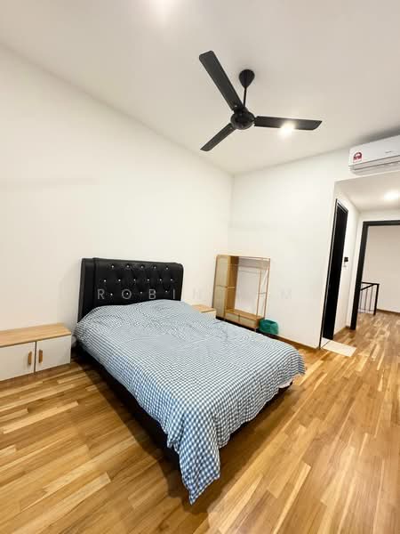 Rumah Teres 2 Tingkat untuk Disewa di Senibong Cove (Masai) - Robin Lim - Bedroom - PropertyGuru.com.my