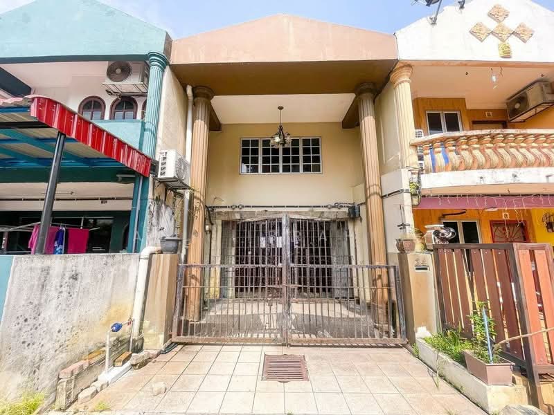 Rumah Teres 2 Tingkat untuk Dijual di Taman Bandar Sunway (Petaling Jaya) - Azli Ibrahim - Exterior - PropertyGuru.com.my