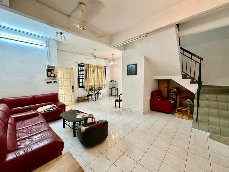 Rumah Teres 2 Tingkat untuk Dijual di Menglembu (Perak) - Amie Chong - Living Room - PropertyGuru.com.my