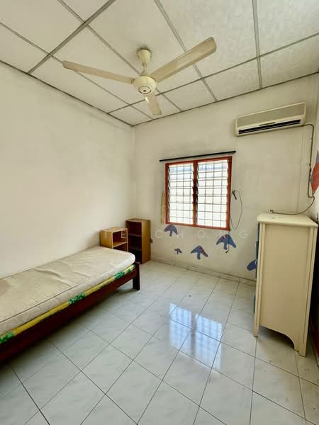 Rumah Teres 2 Tingkat untuk Dijual di Menglembu (Perak) - Amie Chong - Bedroom - PropertyGuru.com.my