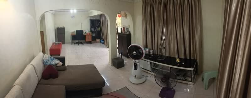 2-storey Terraced House for Sale in Taman Megah Ria (Masai) - Zi Hui - Living Room - PropertyGuru.com.my