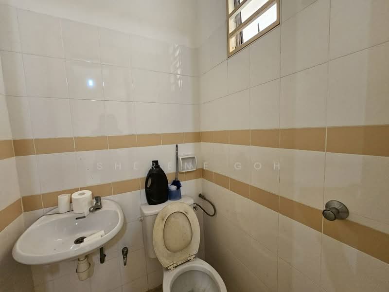 2.5-storey Terraced House for Sale in Ampang Saujana (Ampang) - Sherene Goh - Bathroom - PropertyGuru.com.my
