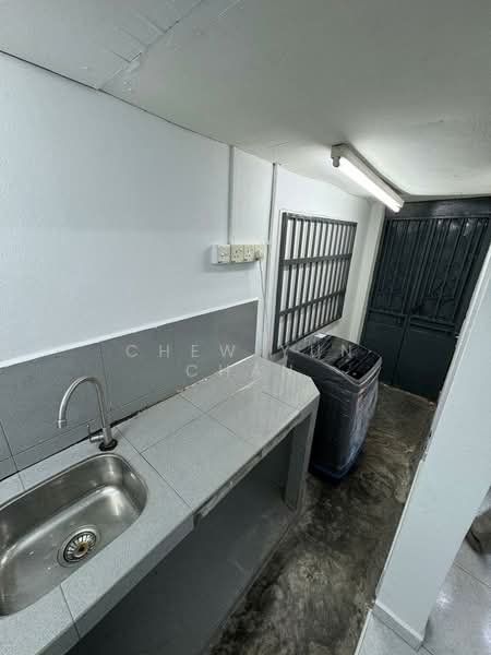 1-storey Terraced House for Rent in Taman Sri Skudai (Skudai) - Chew Yun Chan - Kitchen - PropertyGuru.com.my