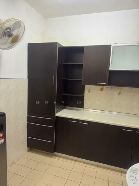 Apartment for Rent at Tropika Apartment - Grey Ong - Kitchen - PropertyGuru.com.my