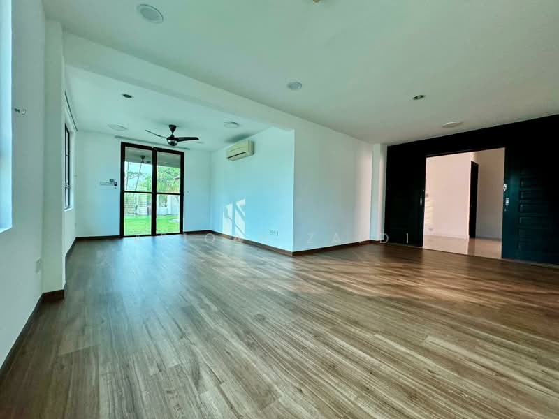 2-storey Terraced House for Sale in Bukit Jelutong (Shah Alam) - Afiqah zaidi - PropertyGuru.com.my