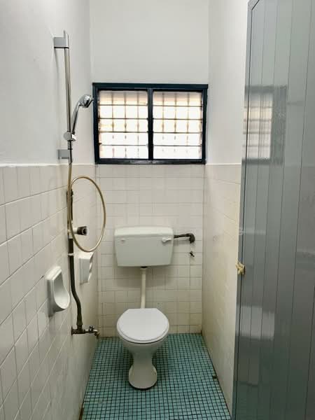 Rumah Teres 2 Tingkat untuk Disewa di Ampang (Selangor) - Tony Leong - Bathroom - PropertyGuru.com.my