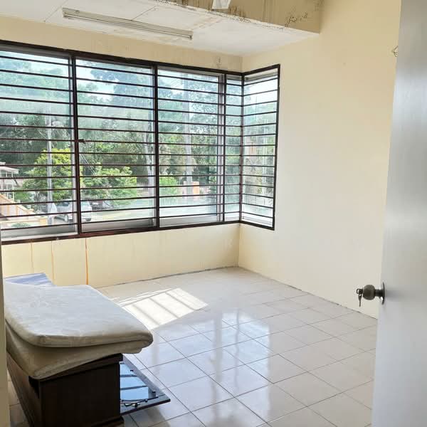 2-storey Terraced House for Sale in Taman Pendamar Indah (Klang) - Allister Seow - Interior - PropertyGuru.com.my