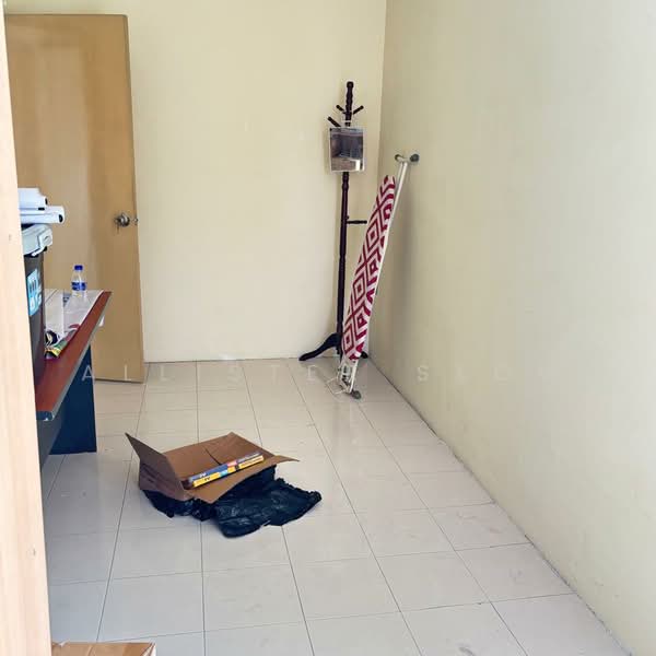 2-storey Terraced House for Sale in Taman Pendamar Indah (Klang) - Allister Seow - Interior - PropertyGuru.com.my
