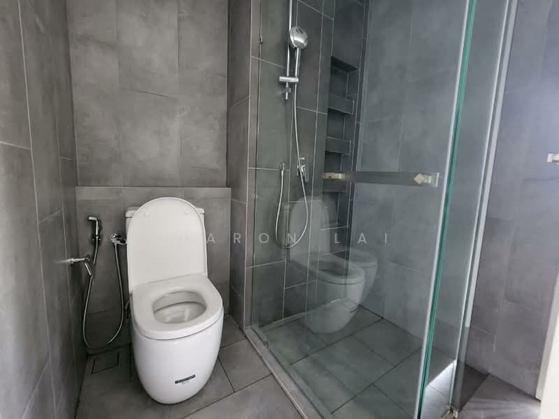 Service Residence for Rent at Ativo Suites @ Damansara Avenue - Sharon Lai - Bathroom - PropertyGuru.com.my