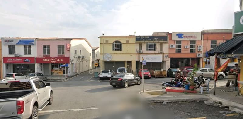 Shop for Sale in Pusat Bandar Rawang (Rawang) - Eugene Yap - Exterior - PropertyGuru.com.my