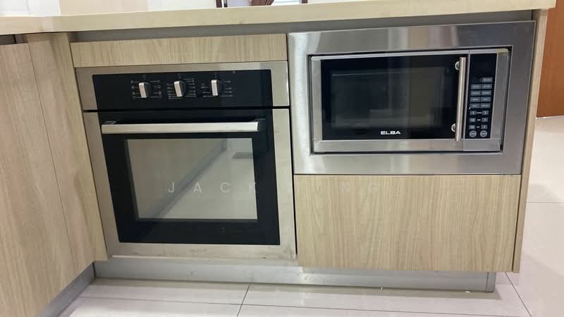 Service Residence for Rent at Paragon Suites @ CIQ - Jack Ting - Kitchen - PropertyGuru.com.my