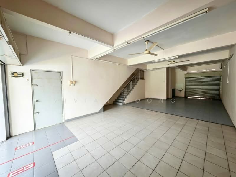 Kedai untuk Disewa di Bercham (Ipoh) - Vivian Foong - Interior - PropertyGuru.com.my