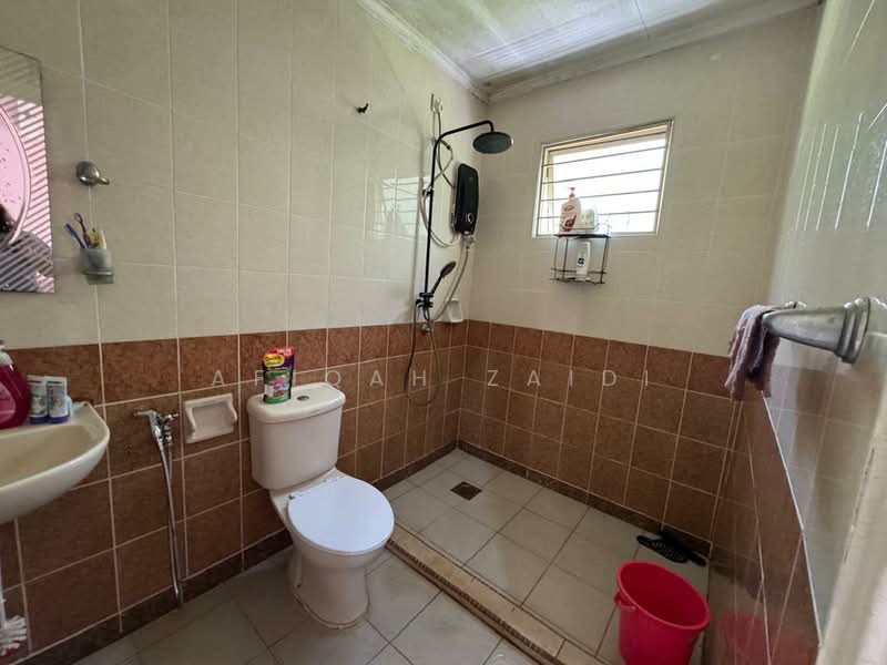 2-storey Terraced House for Sale in Bukit Jelutong (Shah Alam) - Afiqah zaidi - PropertyGuru.com.my
