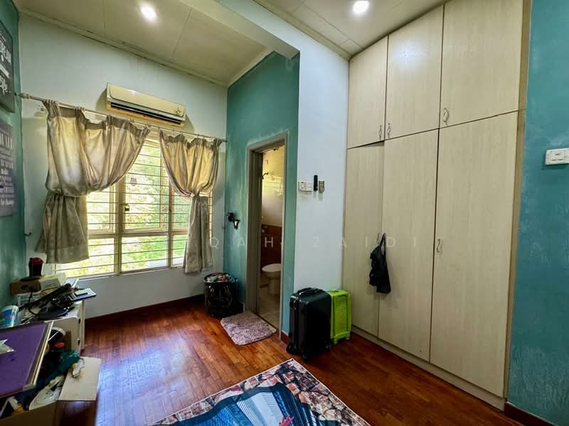 2-storey Terraced House for Sale in Bukit Jelutong (Shah Alam) - Afiqah zaidi - PropertyGuru.com.my