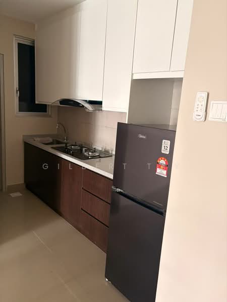 Servis Apartment untuk Disewa di SkyLake Residence - Gilbert Tay - Kitchen - PropertyGuru.com.my