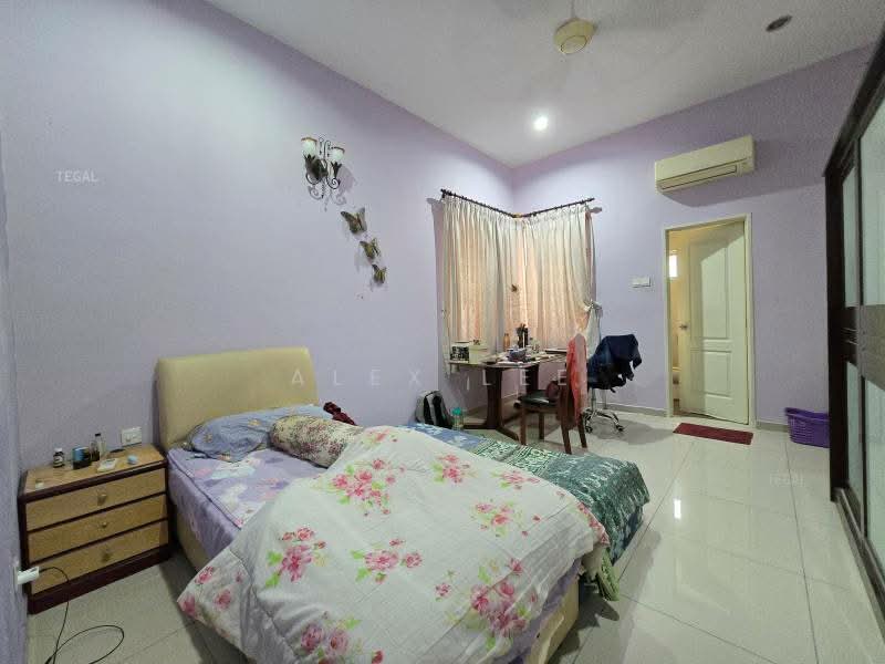 Semi-Detached House for Sale in Klang (Selangor) - Alex Lee - Bedroom - PropertyGuru.com.my