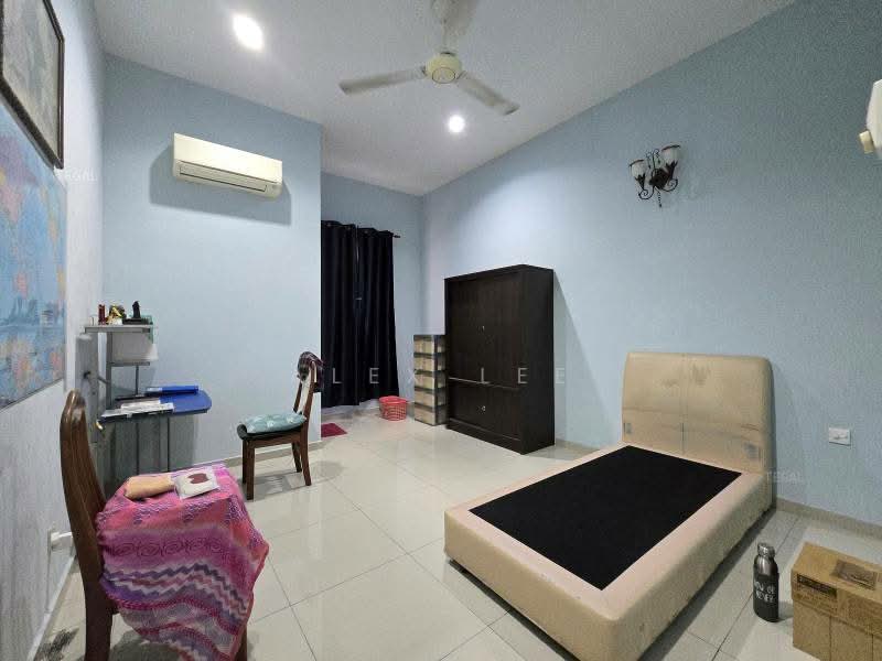 Semi-Detached House for Sale in Klang (Selangor) - Alex Lee - Bedroom - PropertyGuru.com.my