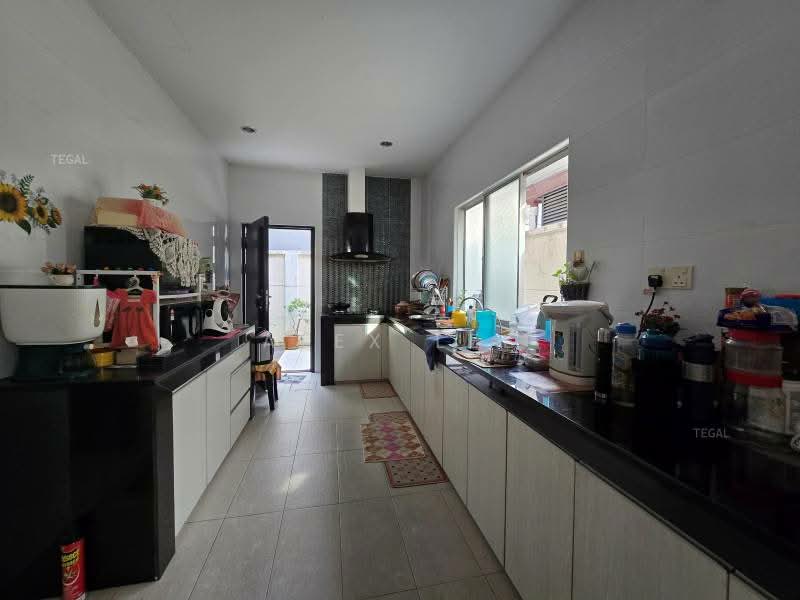 Semi-Detached House for Sale in Klang (Selangor) - Alex Lee - Kitchen - PropertyGuru.com.my