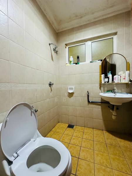 Rumah Banglo untuk Dijual di Ampang Jaya (Ampang) - Cik Maya Abdul - Bathroom - PropertyGuru.com.my