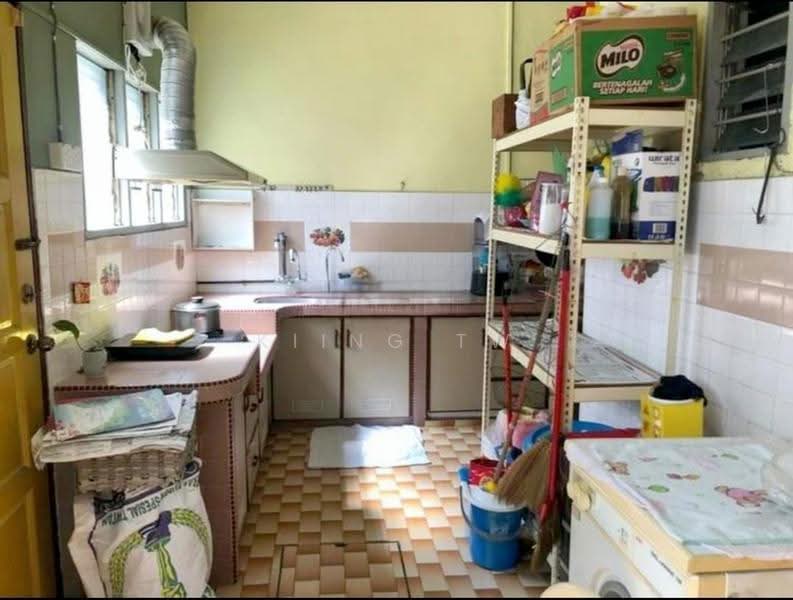 2-storey Terraced House for Sale in Taman Bukit Maluri (Kepong) - Kiing TW - Kitchen - PropertyGuru.com.my