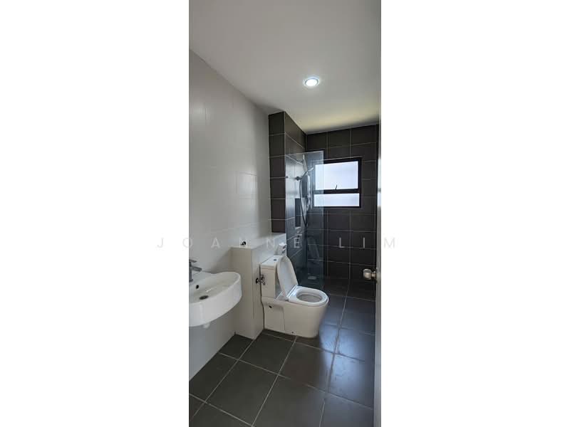 Semi-Detached House for Sale in Setia Ecohill (Semenyih) - Joanne Lim - Bathroom - PropertyGuru.com.my