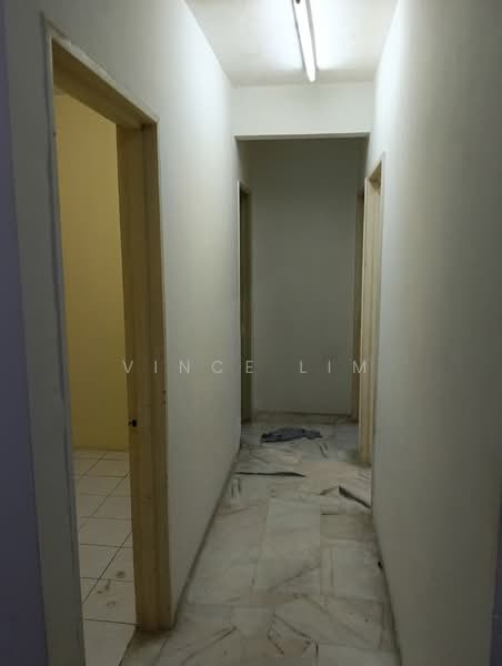 Condominium for Rent at Desaminium Flora - Vince Lim - Corridor - PropertyGuru.com.my