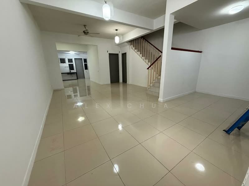 2-storey Terraced House for Rent in Kota Kemuning (Shah Alam) - Alex Chua - Living Room - PropertyGuru.com.my