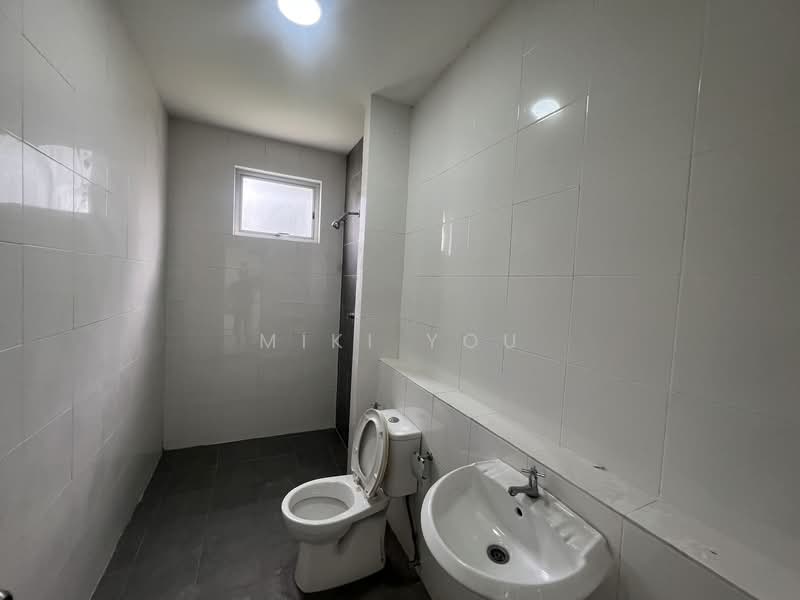2-storey Terraced House for Rent in Kota Kemuning (Shah Alam) - Miki You - Bathroom - PropertyGuru.com.my