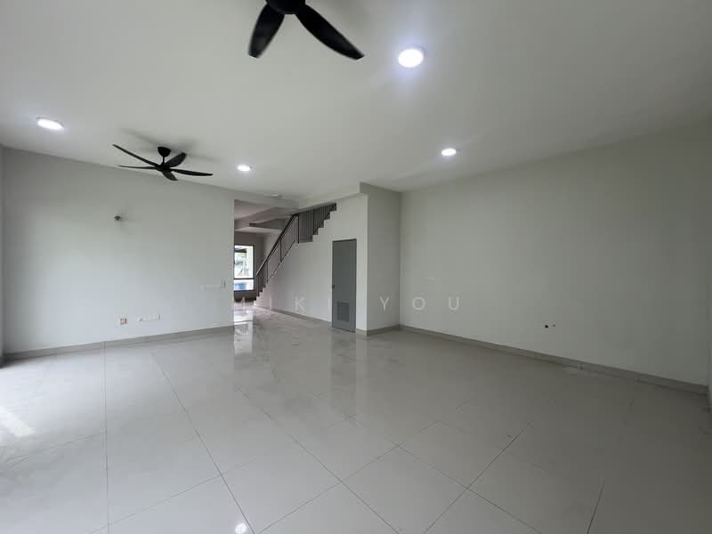 2-storey Terraced House for Rent in Kota Kemuning (Shah Alam) - Miki You - Living Room - PropertyGuru.com.my