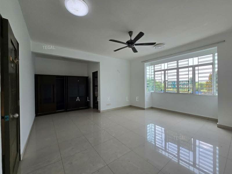 Rumah Teres untuk Dijual di Bandar Puteri Klang (Klang) - Alex Lee - Living Room - PropertyGuru.com.my