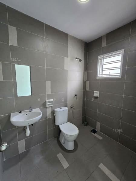 Rumah Teres untuk Dijual di Bandar Puteri Klang (Klang) - Alex Lee - Bathroom - PropertyGuru.com.my