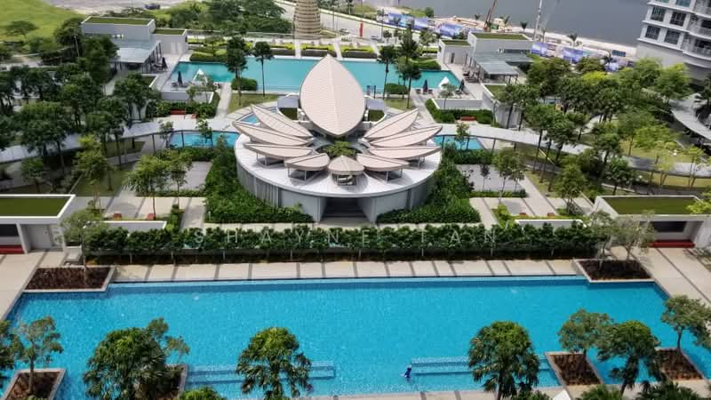 Servis Apartment untuk Disewa di Teega Suites - Shayne Tan - Pool - PropertyGuru.com.my