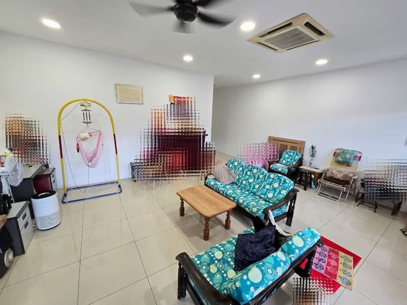 Rumah Teres 2 Tingkat untuk Dijual di Taman Bukit Maluri (Kepong) - Kiing TW - Living Room - PropertyGuru.com.my