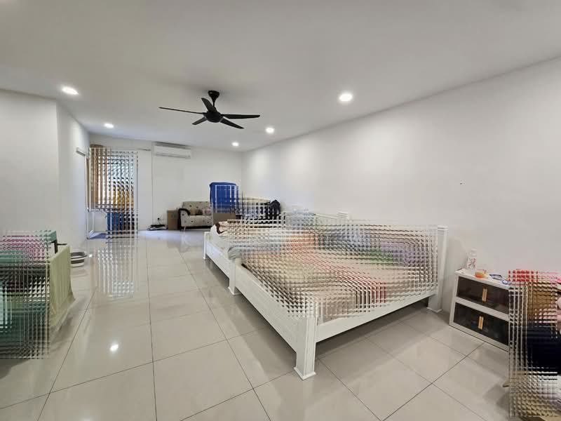 Rumah Teres 2 Tingkat untuk Dijual di Taman Bukit Maluri (Kepong) - Kiing TW - Living Room - PropertyGuru.com.my
