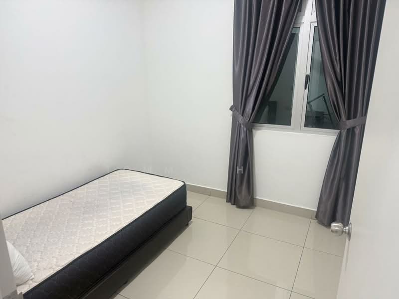 Servis Apartment untuk Disewa di Meridin Bayvue @ Sierra Perdana - Tommy Phua - Bedroom - PropertyGuru.com.my