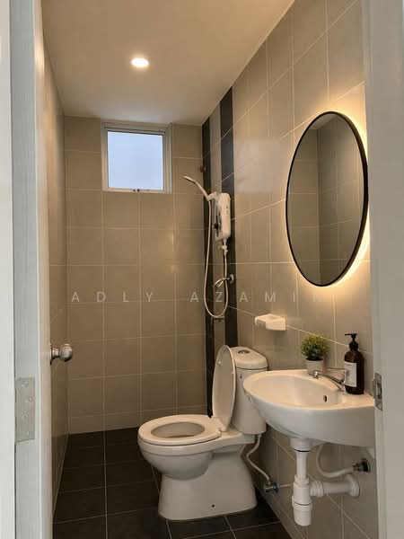 Apartment for Rent at IDAMAN CAHAYA 2 - Adly Azamin - Bathroom - PropertyGuru.com.my