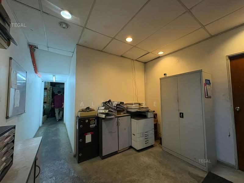 Warehouse for Rent in Shah Alam (Selangor) - Alex Lee - Interior - PropertyGuru.com.my