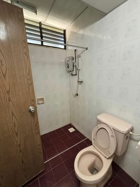 Kondominium untuk Disewa di Condo Gembira - C.H. Lee - Bathroom - PropertyGuru.com.my