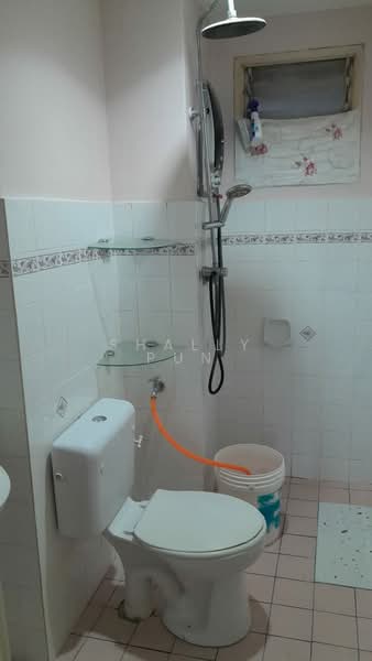 Apartment for Rent at Sri Teratai Apartment - Shally Pun - Bathroom - PropertyGuru.com.my
