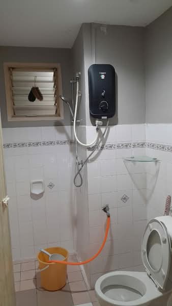 Apartment for Rent at Sri Teratai Apartment - Shally Pun - Bathroom - PropertyGuru.com.my