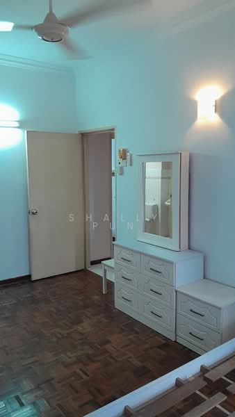 Apartment for Rent at Sri Teratai Apartment - Shally Pun - Bedroom - PropertyGuru.com.my
