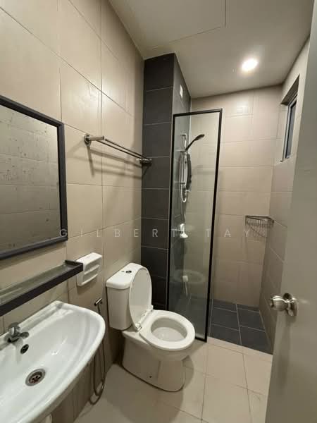 Kediaman Servis untuk Disewa di SkyLake Residence - Gilbert Tay - Bathroom - PropertyGuru.com.my