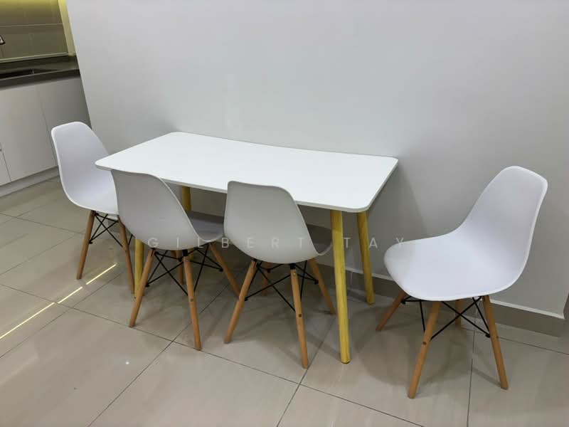 Kediaman Servis untuk Disewa di SkyLake Residence - Gilbert Tay - Dining Room - PropertyGuru.com.my