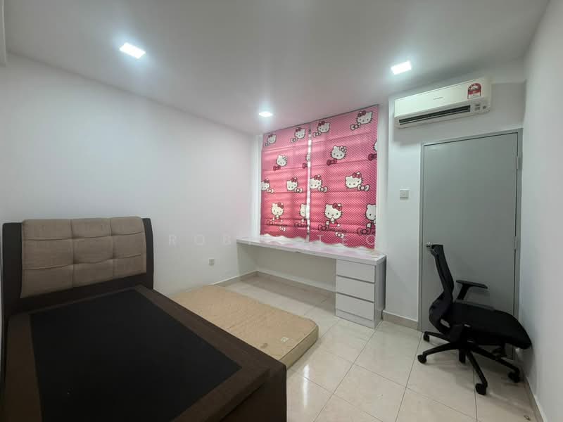 2-storey Terraced House for Rent in Taman Putri Kulai (Kulai) - Robin Teo - Bedroom - PropertyGuru.com.my